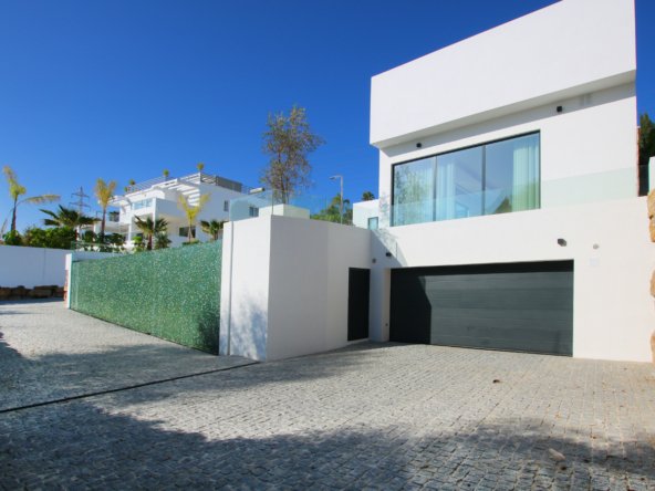 Screen-Shot-2023-11-13-at-14-00-29-fotor-20231114105453